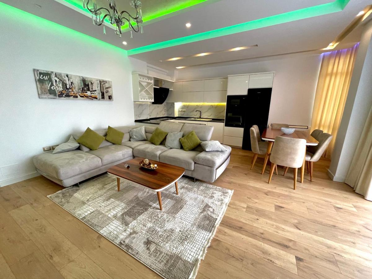 Queen'S Luxury Apartments Lake Tirana Exterior foto